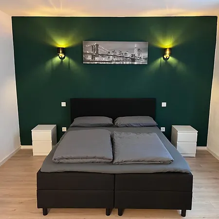 Appartment New York Naehe Duesseldorf, Messe, Hbf, City, Wifi, Helios Hospital Krefeld Exterior foto