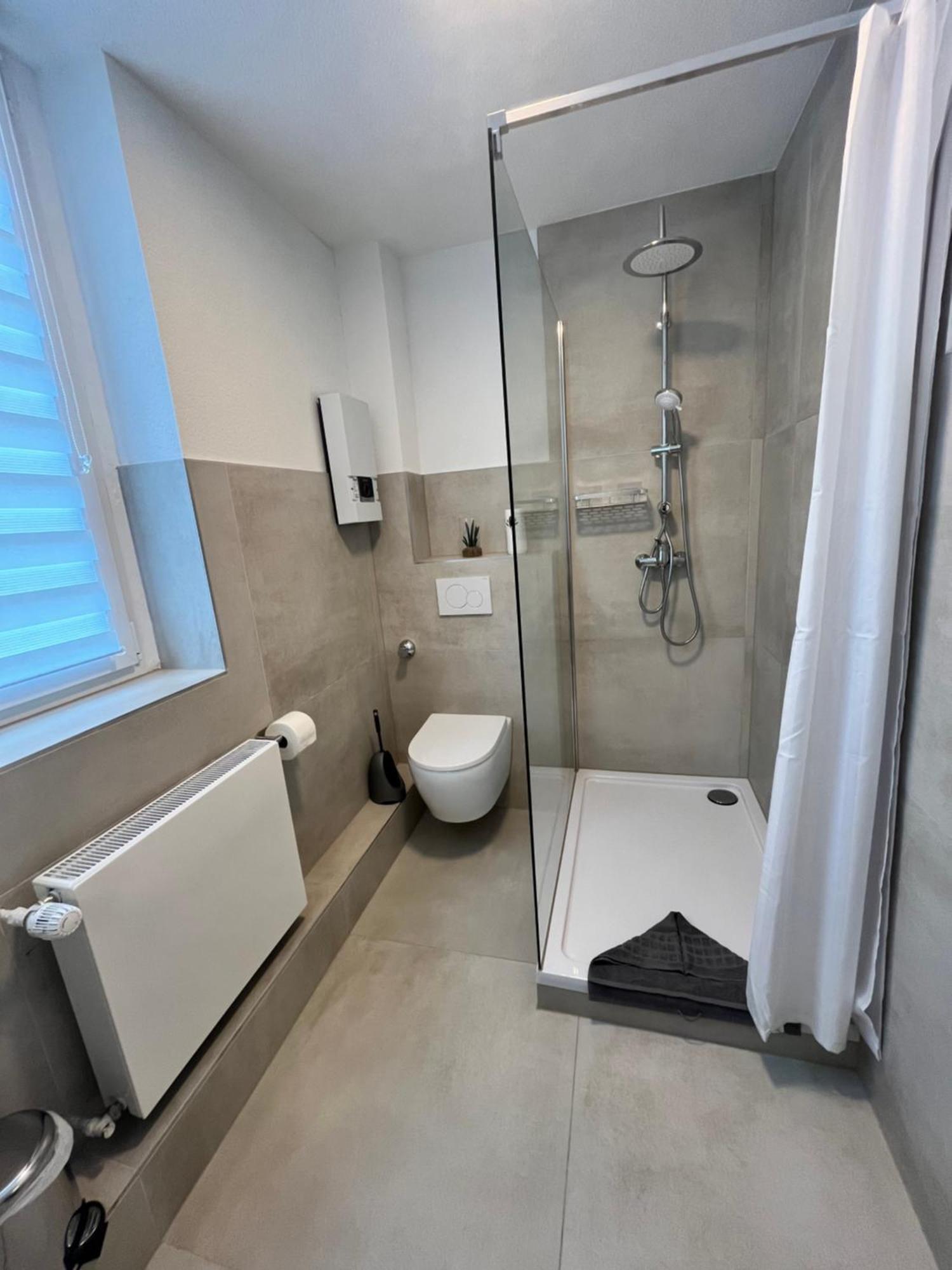 Apartment New York Naehe Duesseldorf, Messe, Hbf, City, Wifi, Helios Hospital